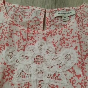 Banana Republic Pink and White Blouse